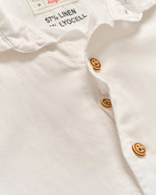 Load image into Gallery viewer, White Short Sleeve Hangin&#39; Out Linen Button Down Shirt - Gianni