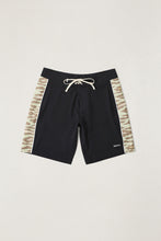 Load image into Gallery viewer, Leo Camo Trunk